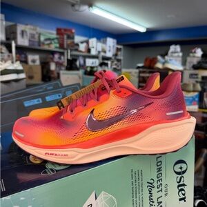 Nike WMNS Pegasus 41 Special Edition Size 10, New WithOut Box